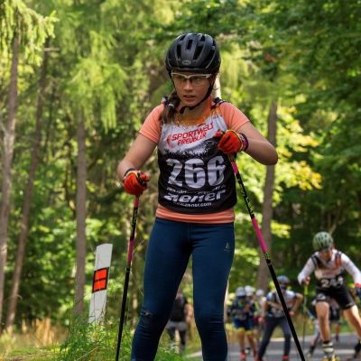 Claire Machalett WSV Schmiedefeld Skilanglauf Spielzeugmacherlauf